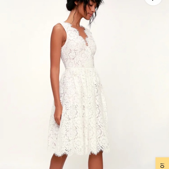 Lulu’s white lace dress - Picture 11 of 14